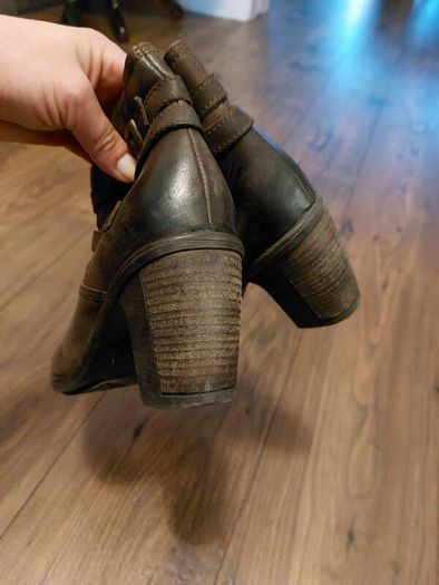 Clarks boots - uk 6.5