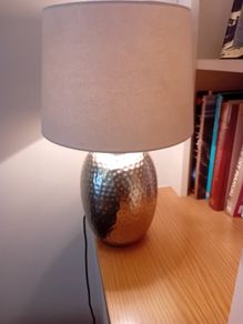 Table lamp