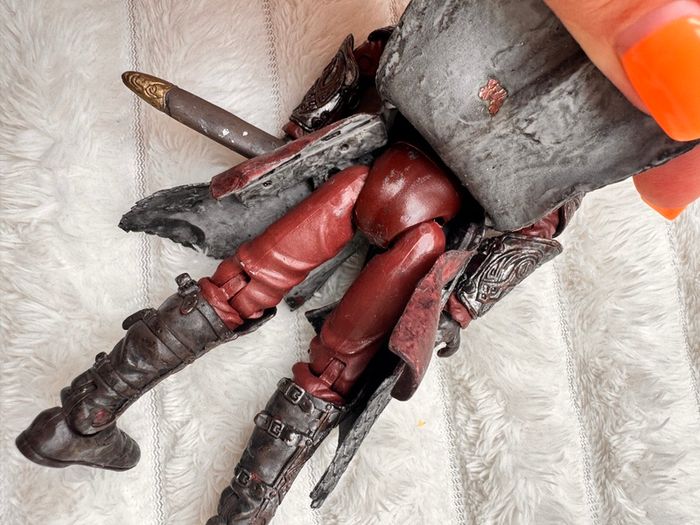 2002 Lord Of The Rings The Two Towers Rohirrim Action Figure approx. 16 cm. Used Damaged Loose legs Please see photos