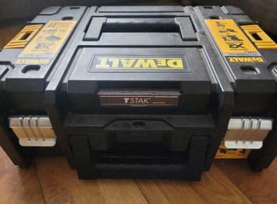 Dewalt XR Brushless Grinder and Impact Driver