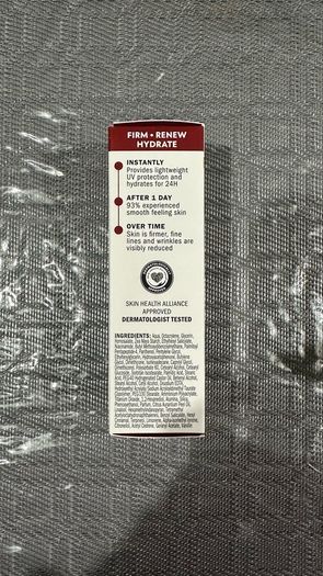 Olay Regenerist Day Face Cream SPF30 AntiWrinkle Firming Moisturiser with Niacinamide Peptides 50ml