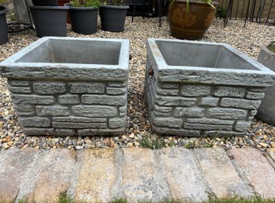 Pair of Sandford Stone Reconstituted Stone Planters