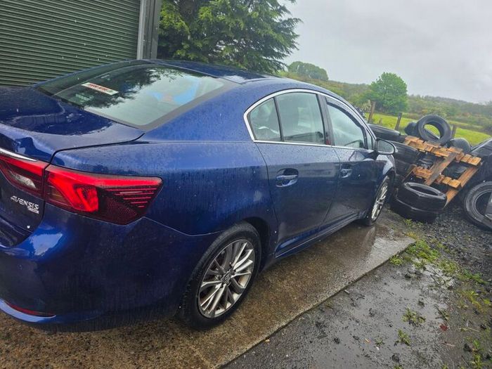 2017 Toyota Avensis nctd and taxd, may swap
