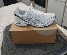 Asics Gt Trainers Brand New Size 6