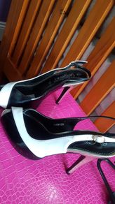 New look heels size 3 never worn black white