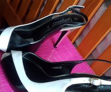New look heels size 3 never worn black white