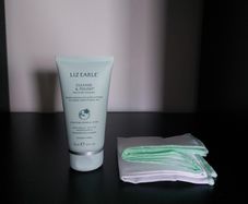 Liz Earle Cleanse & Polish Hot Cloth Cleanser Starter Kit 50ml