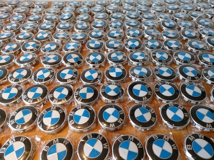 300 caps x  BMW Centre Caps (75 Sets) FREE POST