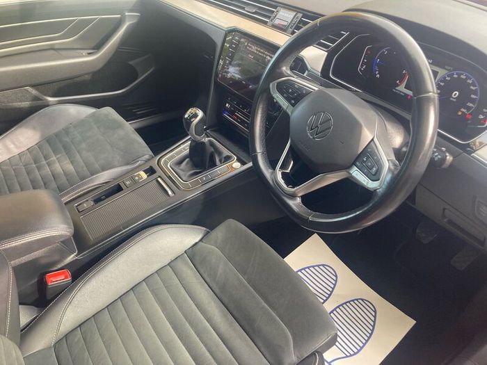 212 Pasatt Tdi 2.0 lt elegance 150 bhp