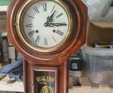 Regulator wall clock