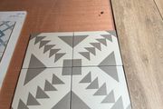 Joblot Pattern Tile To Clear 20cm x 20cm