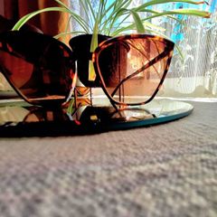 H&M tortoiseshell sunglasses