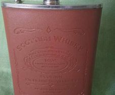 Whisky flat flask