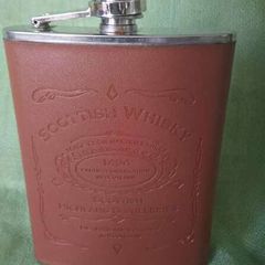Whisky flat flask