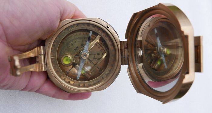 Vintage Stanley London Brunton  Brass Nautical Compass with Wooden Box
