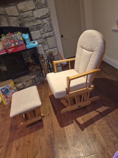 Baby rocking chair