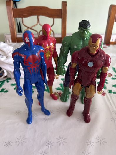 4Marvel figures job lots