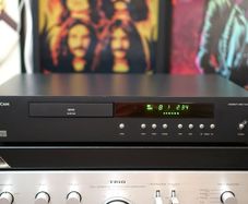 Audiophile Quality Arcam CD72 Equipped with a 24-bit Burr-Brown multi-level Delta-Sigma DAC on board