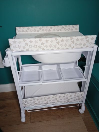 baby changing table and bath
