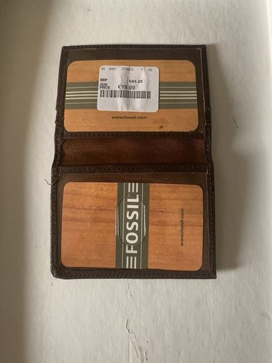 Fossil Leather Card