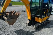CB 15C-1 1.5 tonne rubber tracked mini excavator