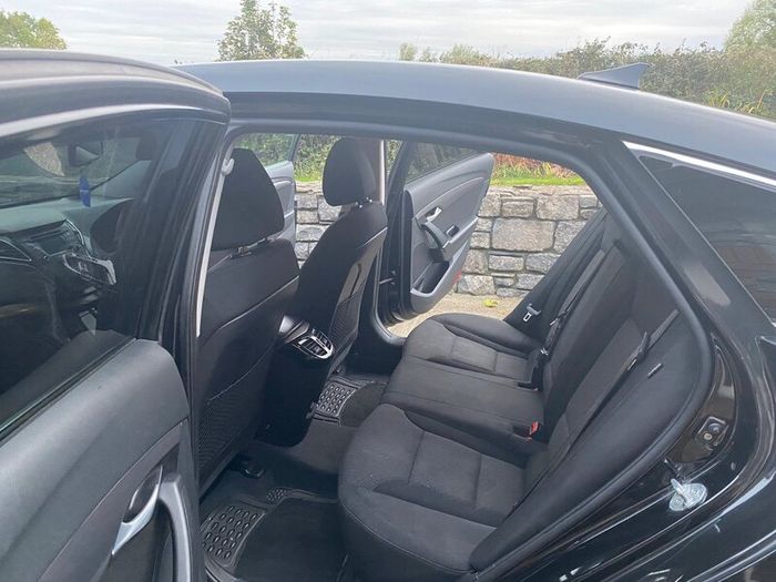 Hyundai i40 2017 NCT, New clutch,Tyres andBattery