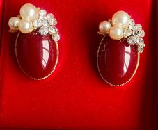 Brand new Pearl & Stone Stud Earrings