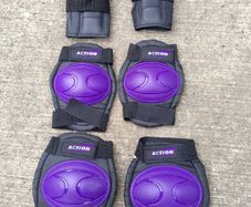 Skateboard rollerblading protective pads