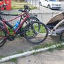 bike trailer and ladies bike Image 3