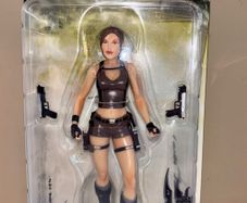Tomb Raider Lara Croft Action Figure