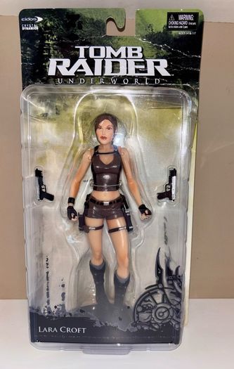Tomb Raider Lara Croft Action Figure