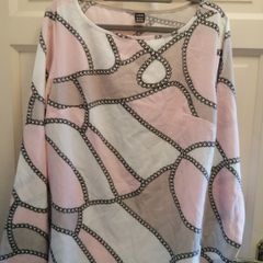 Pink design top size 16