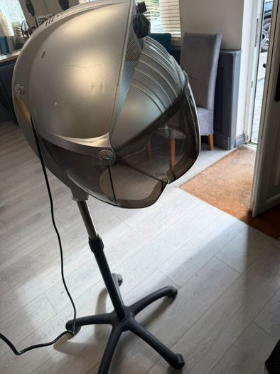 Hair Salon Equipment / Furniture