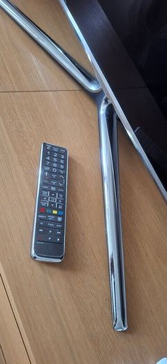 Samsung 60 inches D8000 Series 8 Smart 3D LED TV