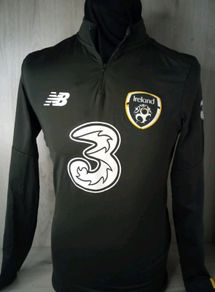 Ireland FAI Soccer New Balance Training Top Rare - Small