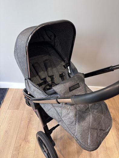 Venicci Tinum Travel System