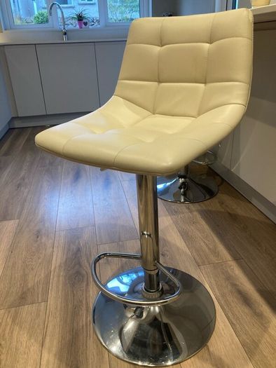 4 x Cream Faux Leather Kitchen Bar Stools