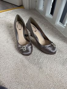 shoes medium heel