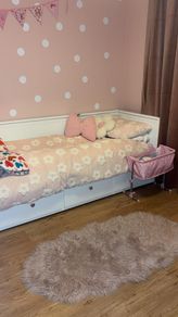 Bed DayBed Ikea Hemnes