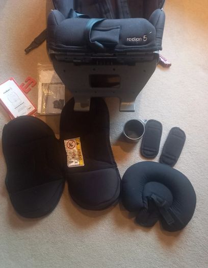 Diono Radian 5 Car Seat - Rear Facing from birth to 6 years)