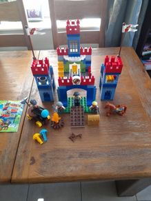 lego Duplo castle