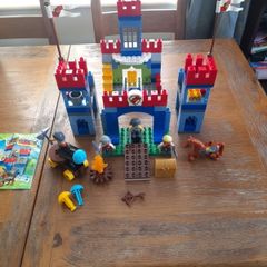 lego Duplo castle