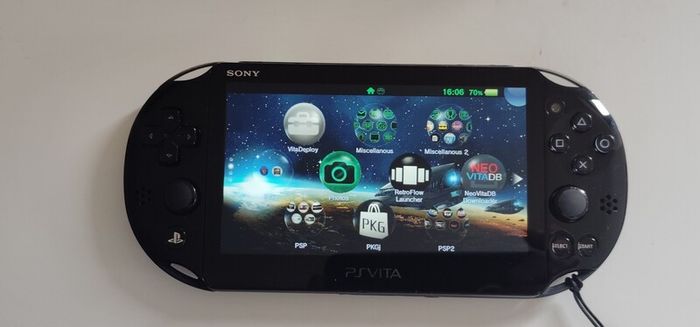 Ps Vita Slim Modded 128gb Henkaku almost Mint