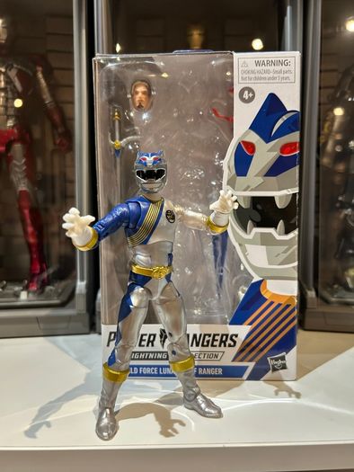 Power Ranger Figure X 3