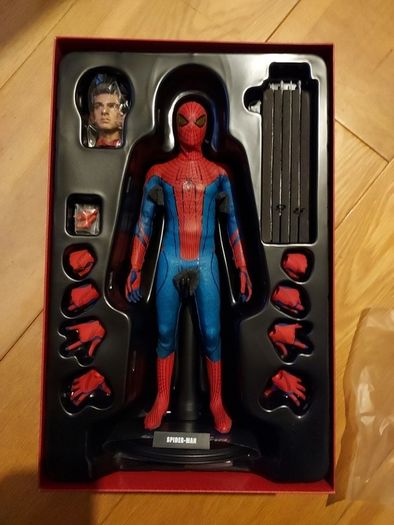 Hot Toys The Amazing Spider-Man MMS179 Garfield 1/6 Hottoys