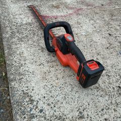hedge cutter