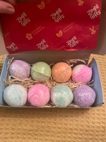 Zimpli New 8 Bath Bombs