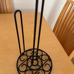 Kitchen roll holder
