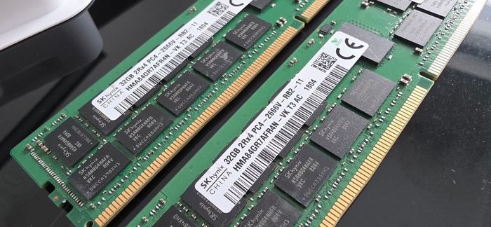 Ddr4 ECC ram 32gb 2666 SK hynix 64 GB total