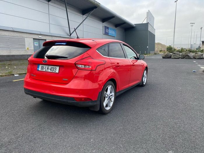 Super clean Ford Focus with Brand New NCT and  TAX